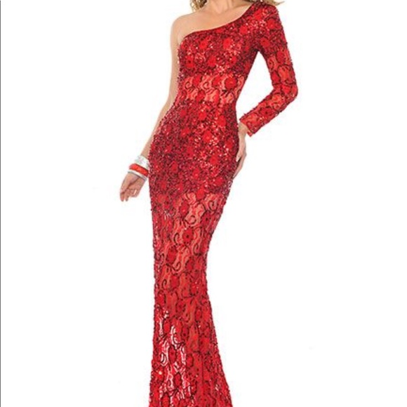 Prom/Pageant Dress - Picture 2 of 5